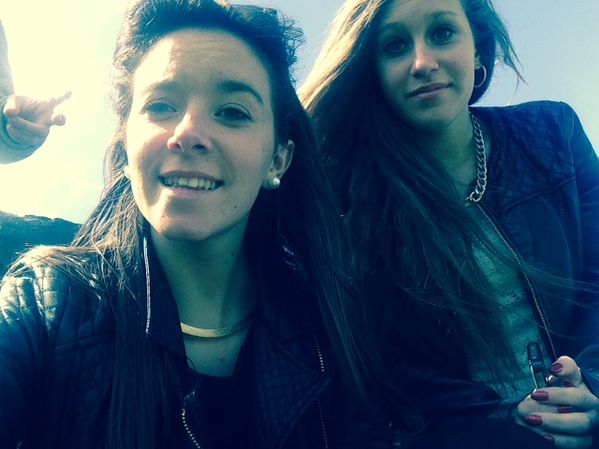 Selfie Léa Céline Galway juin 2014 resultat